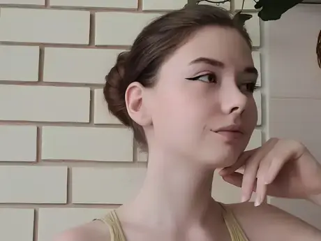 Chat with LynneFrere