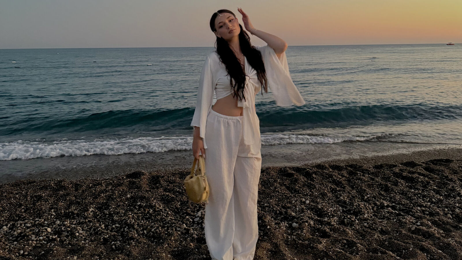 LianaHart glamour portrait