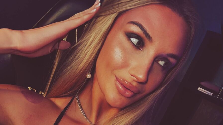 Live Sex Chat with MeganHamillton