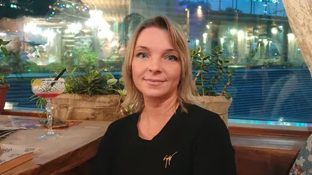 ReginaBlueyes's chat room