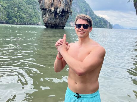 Chat with ZacWhite