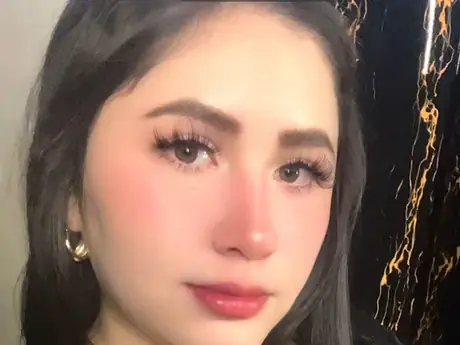 Chat with IsabellaNoriega