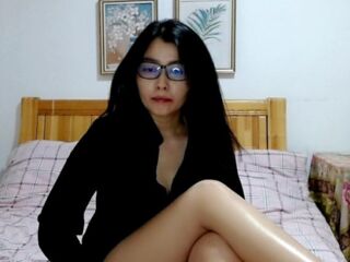 Webcam model LinaZhang from Web Night Cam