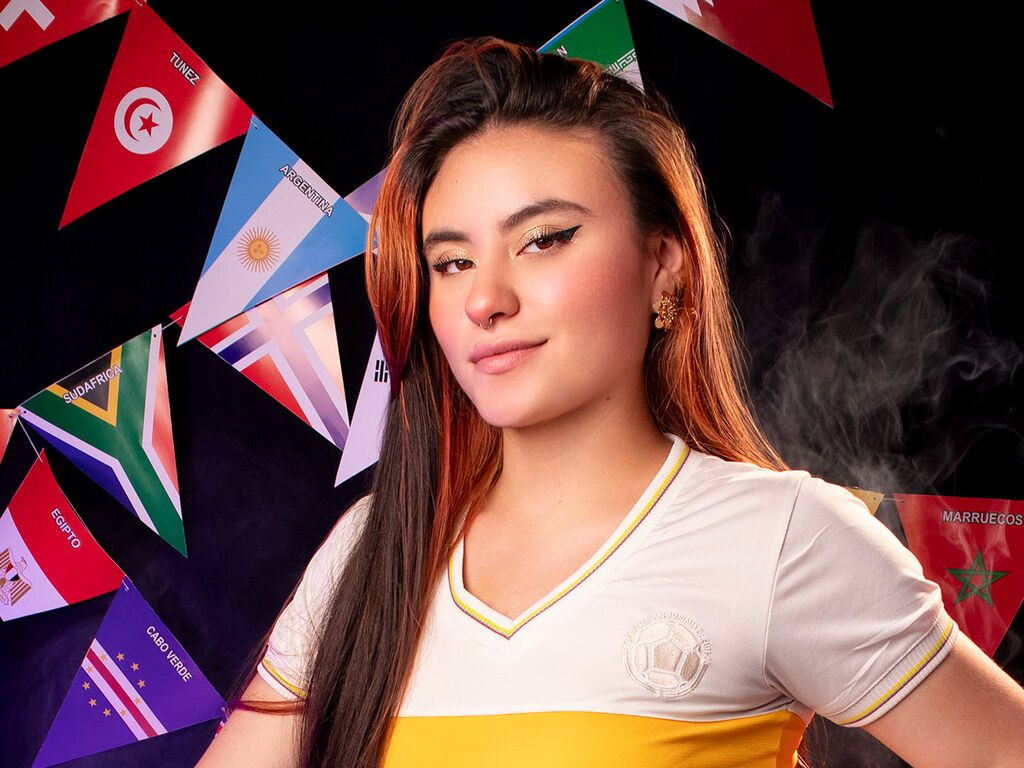 VeronicaLourdes age 18