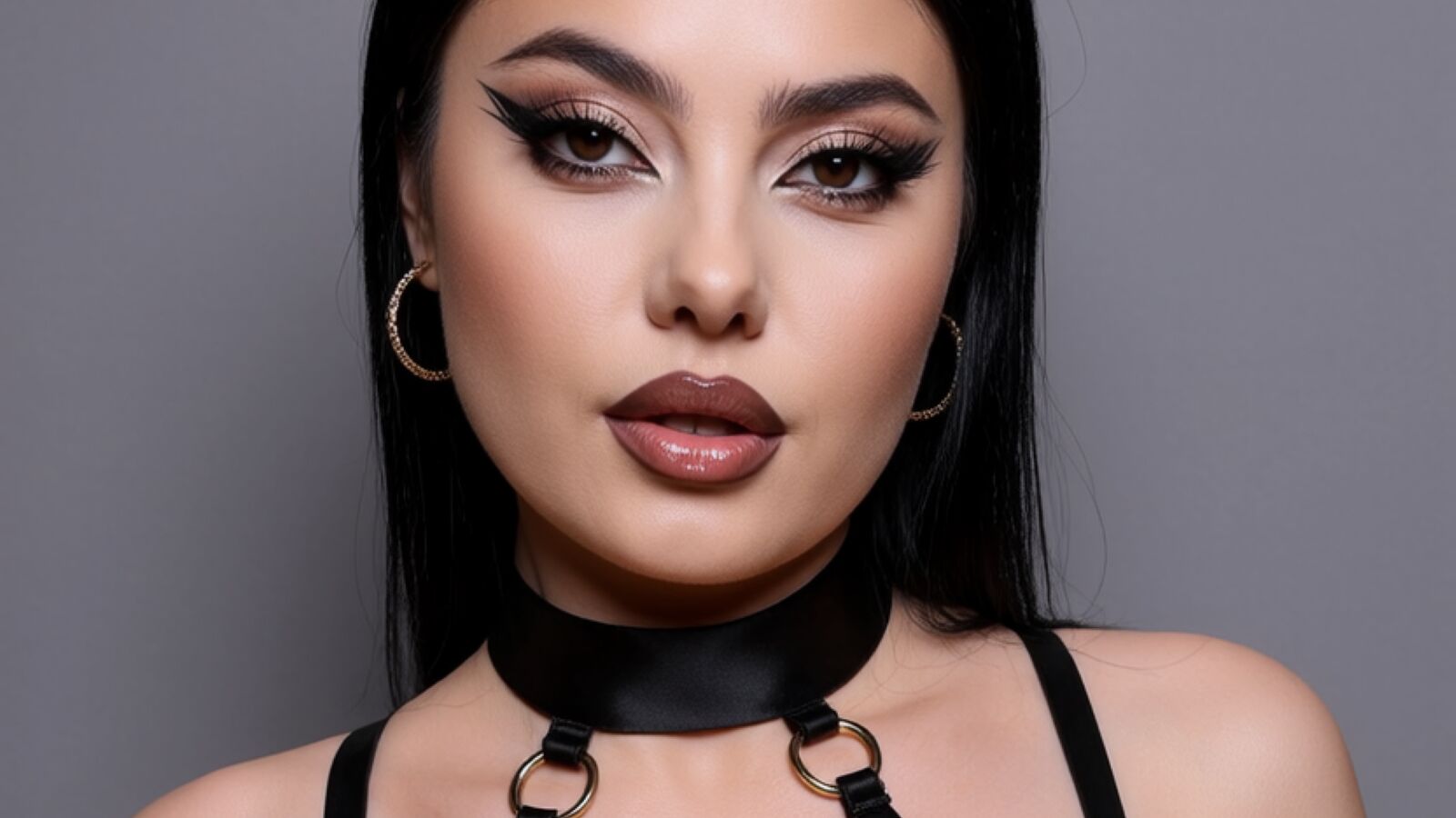 ElyseBlair glamour portrait