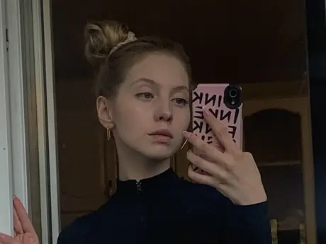 Chat with LizbethBulmer