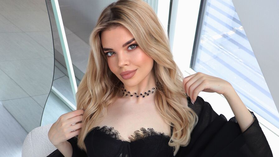 View MonicaClay Naked Private