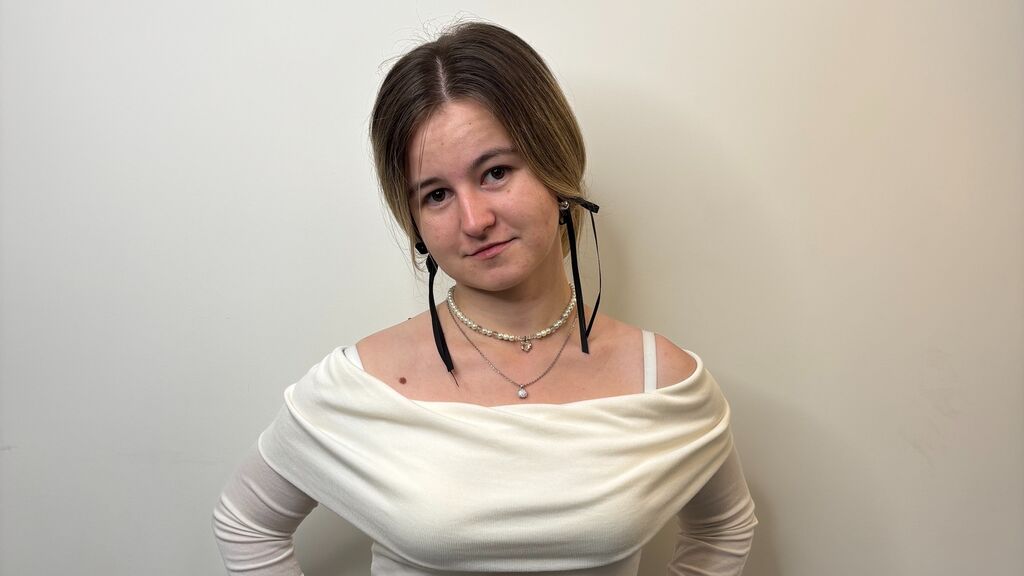 TamelaGreenham Live Chat on LiveJasmin