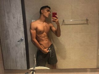 cum chat NoahCol