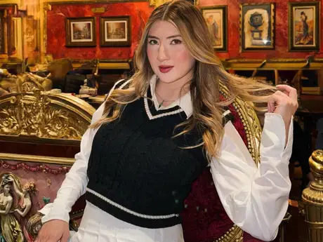 Chat with VeronicaStorm