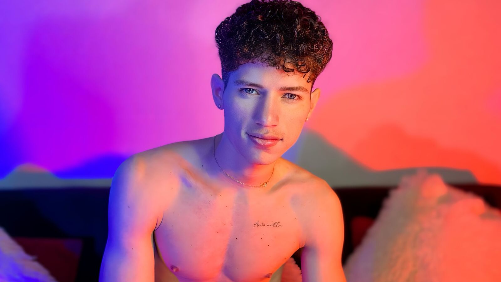 MattiaLeroux glamour portrait