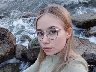 FrancyBeamer Direct sex chat live