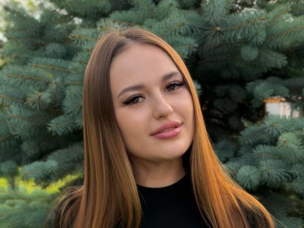 VitaCrown LiveJasmin credits show profile