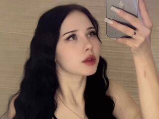CorrinaWeirich CorrinaWeirich