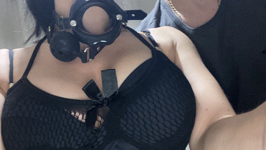 Watch Sinfulcoupled live on Live Cams
