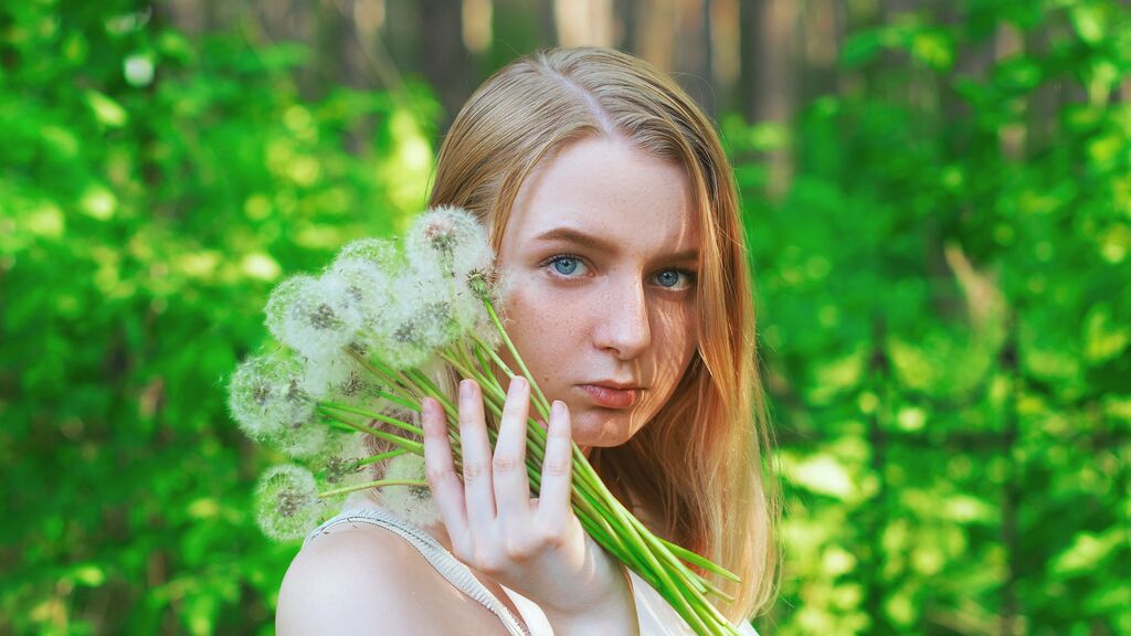 BreeBroady online cam on GirlsOfJasmin