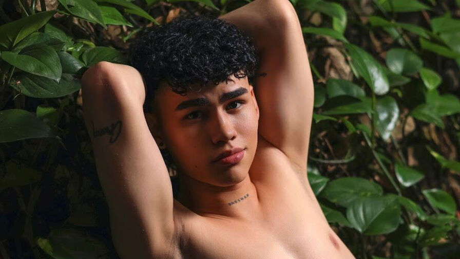 Watch KaiiBossman live on XXX Sex Lists
