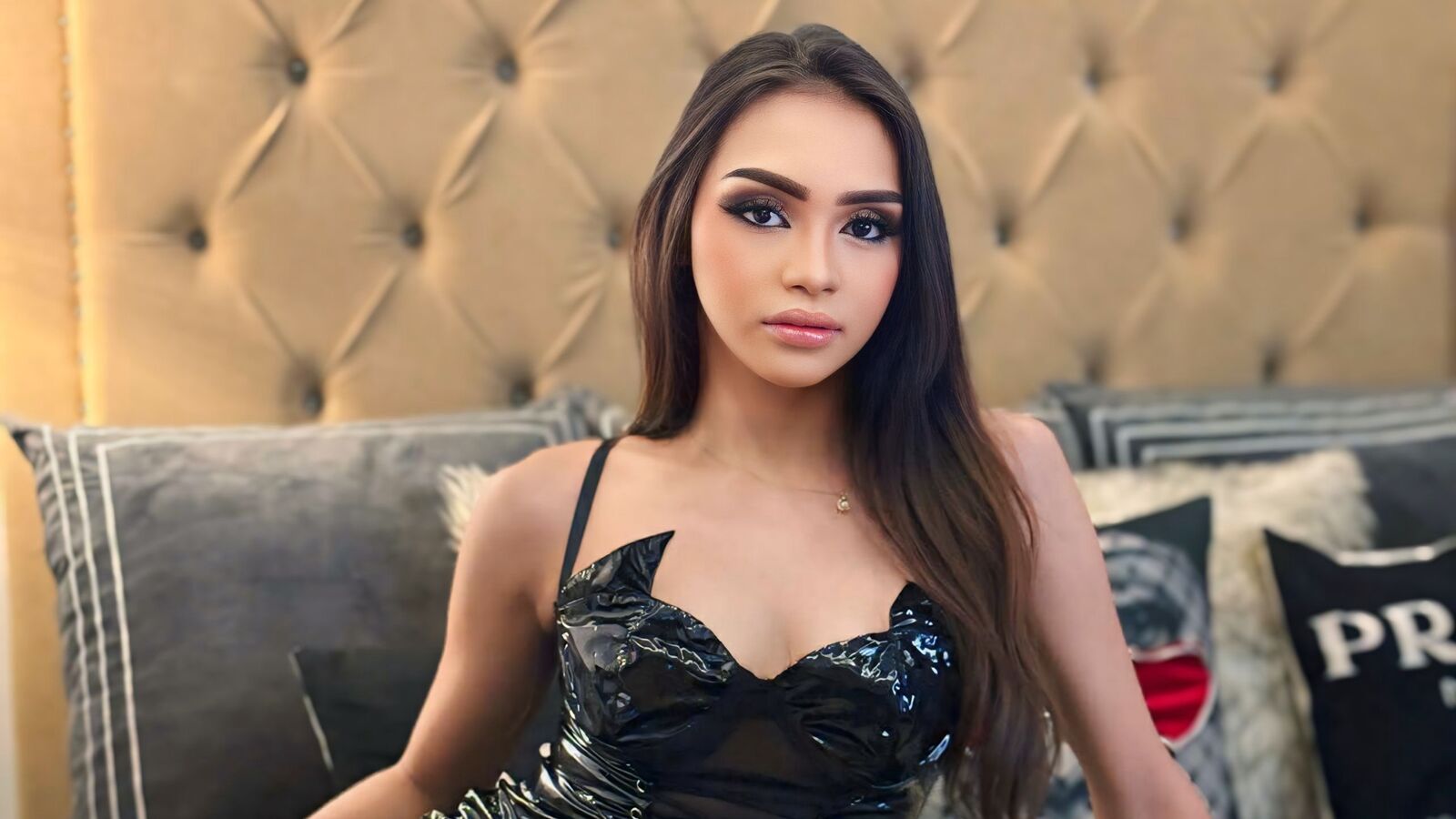 VivianaThots glamour portrait