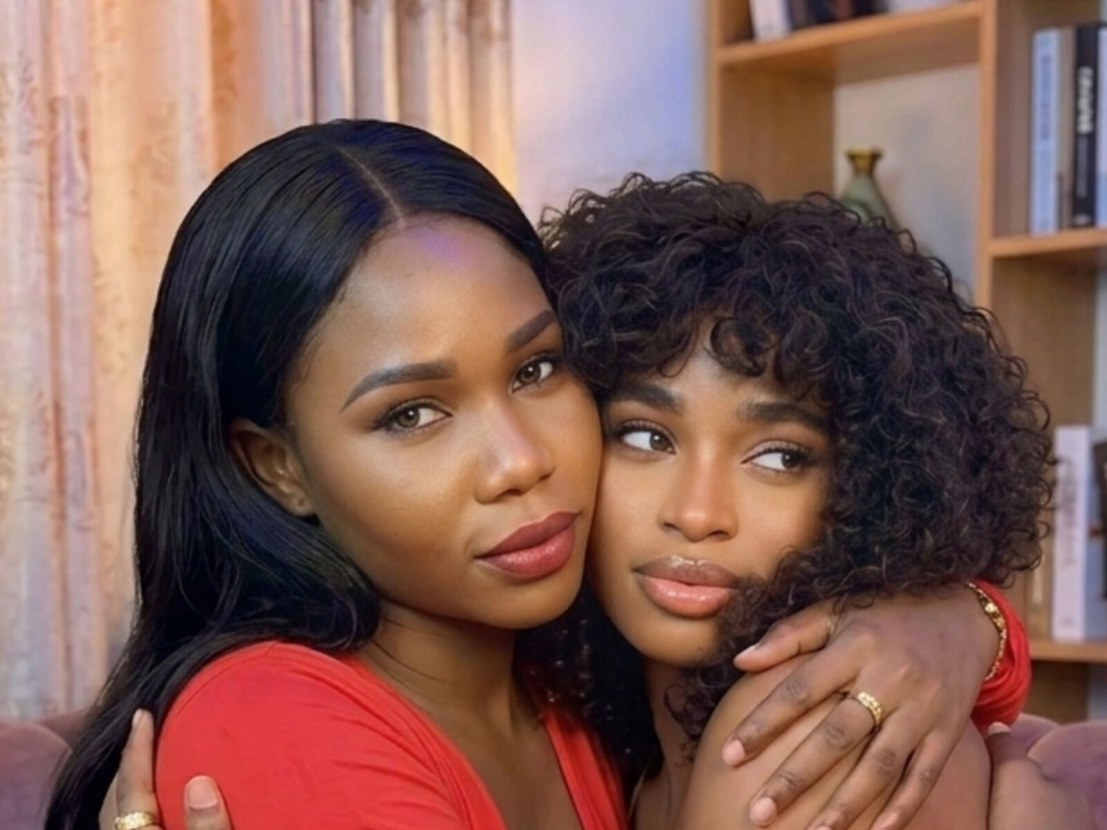 Live cam for RubbyAndVanessa