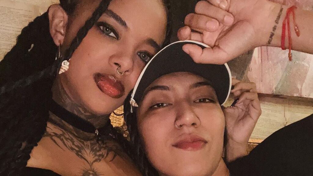 RihannaAndKendra cover