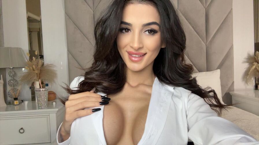 Alis's Live Nude Chat