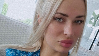GraceMira live video chat girl preview