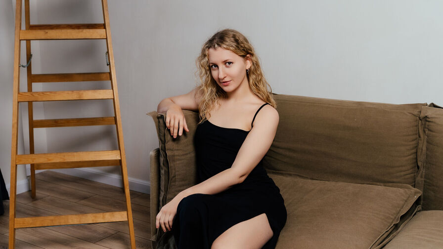 View JolynJoestar Naked Private