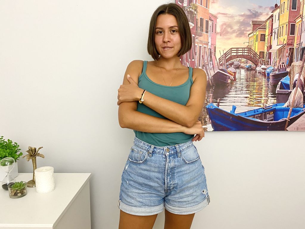 LaylaGomez's live cam