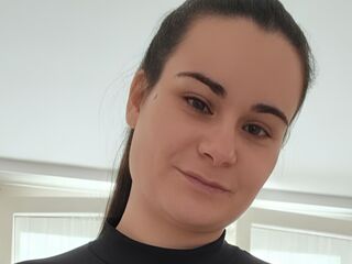 LorelieWest age 32