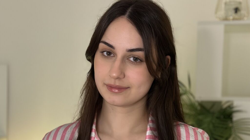 AmandaBey's profile from Jasmin at GirlsOfJasmin'