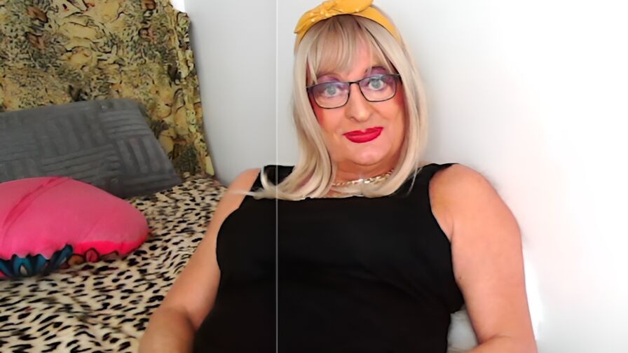 Join SophyTV’s Live Webcam Show