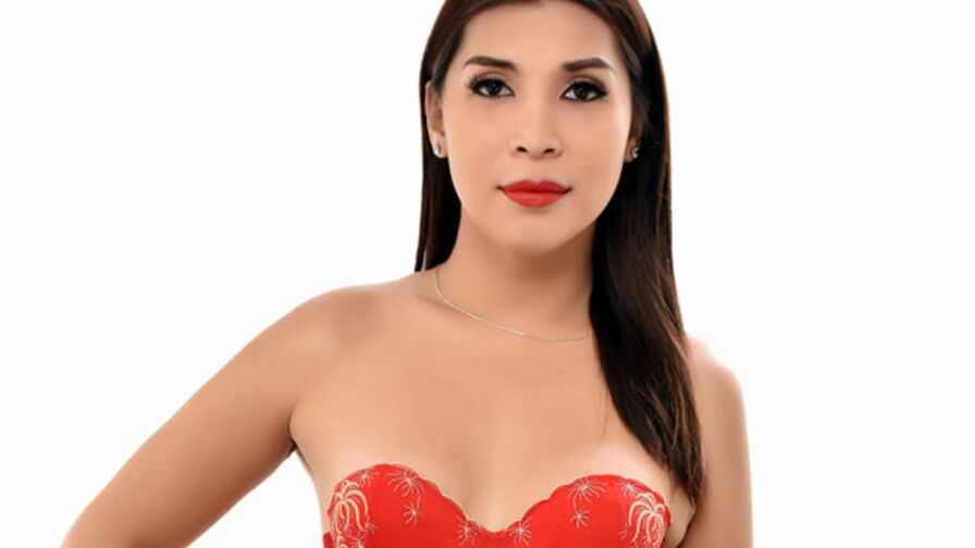 Chat with AngelinaGrae live on AsianCamModels.com
