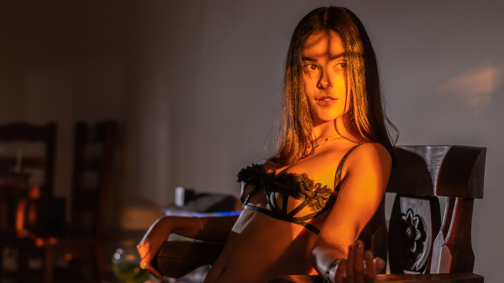 SabrinaBlossom online on GirlsOfJasmin