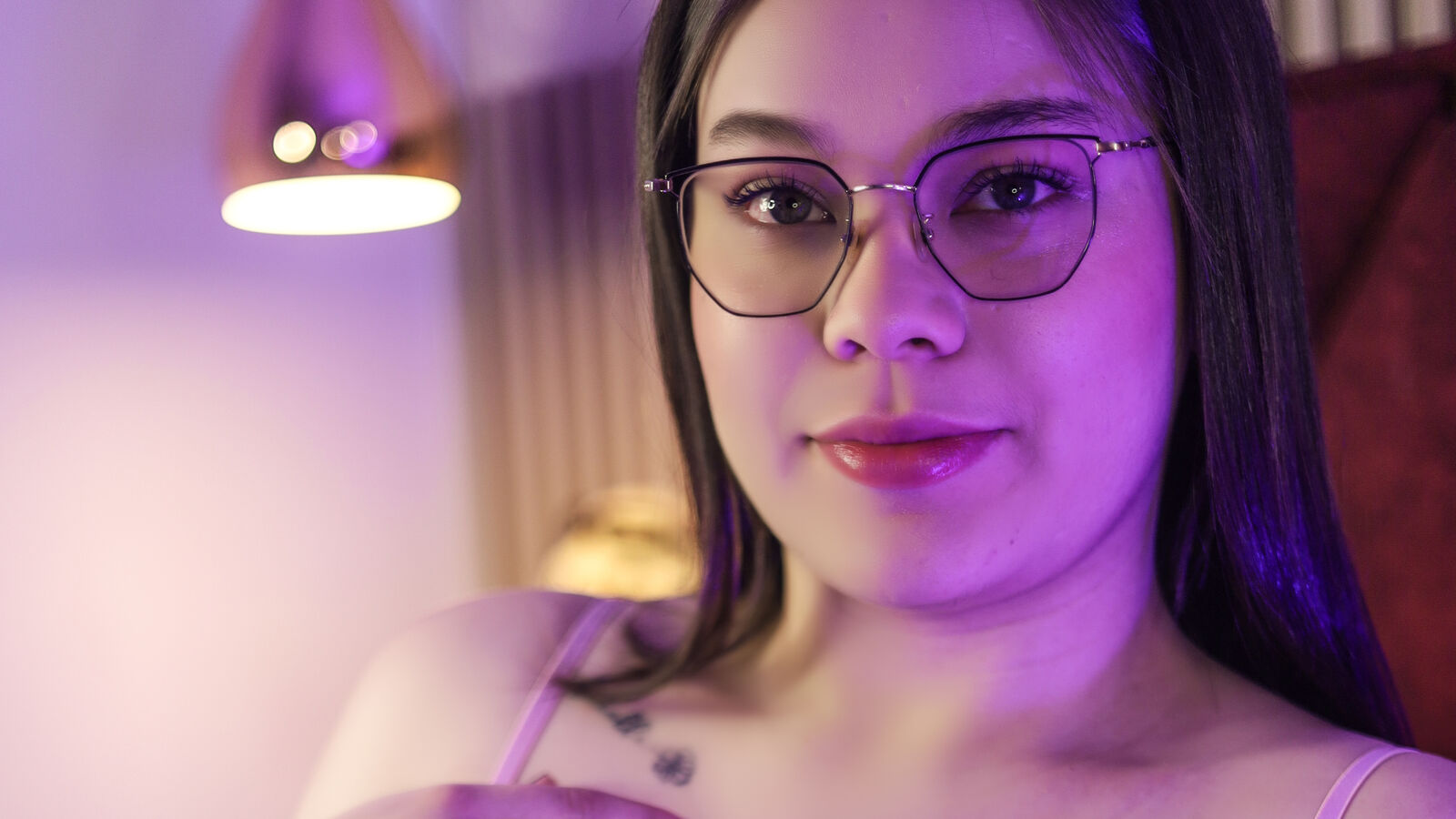 IvyBloom erotic portrait