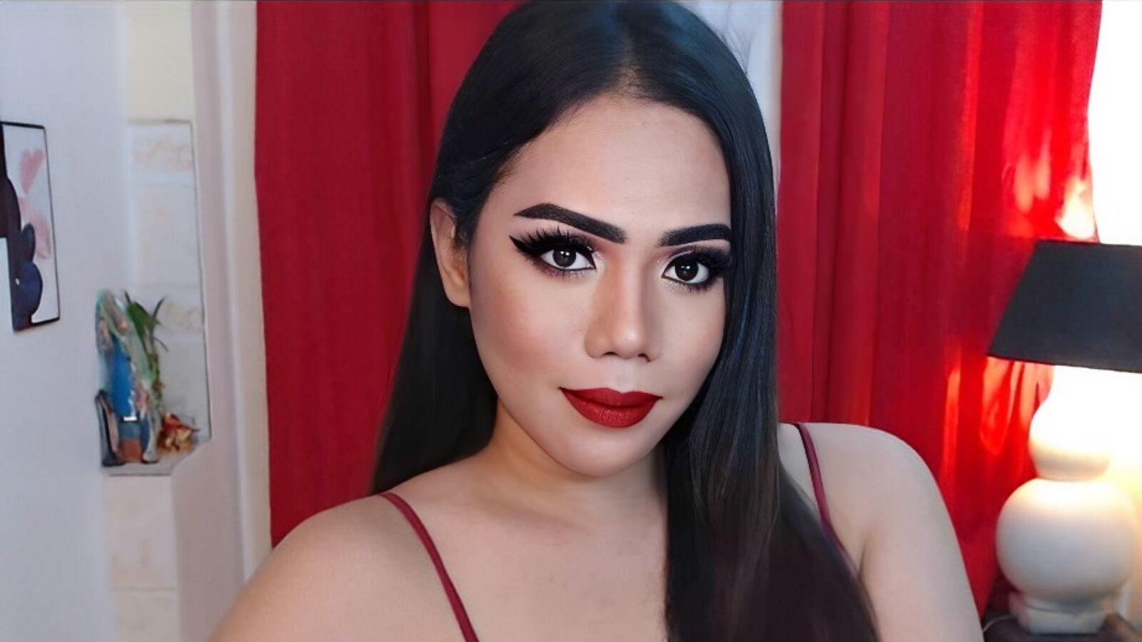 AlvinnaGarcia erotic portrait