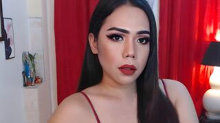 Free Nude AlvinnaGarcia