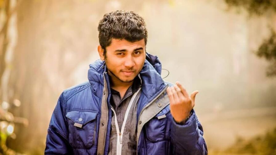 Watch RohitVaidya live on E-Chat