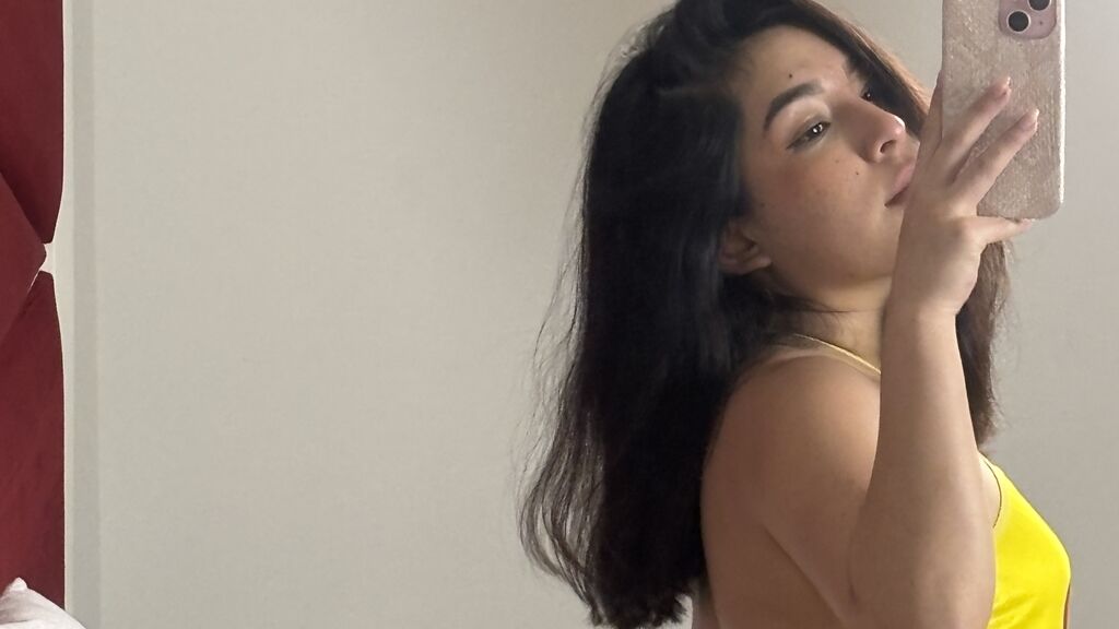 SilvyTaylor's profile from Jasmin at GirlsOfJasmin'