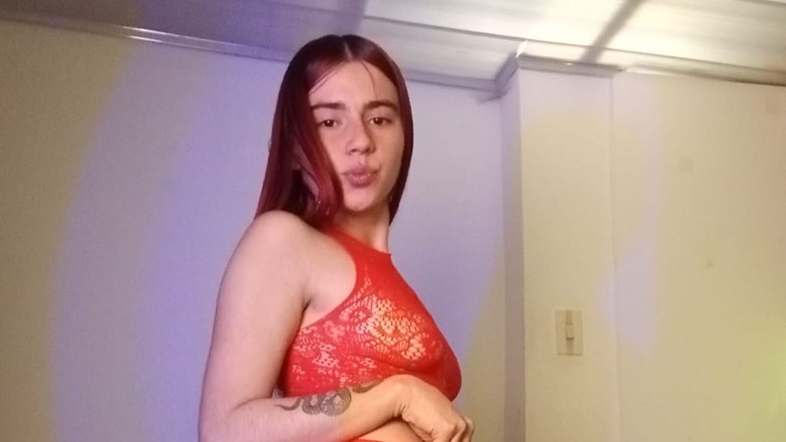 AnnieDiorst erotic portrait