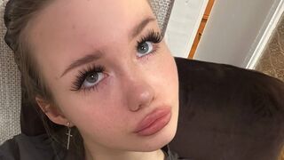 JuliaStevens Live Webcam on LiveJasmin