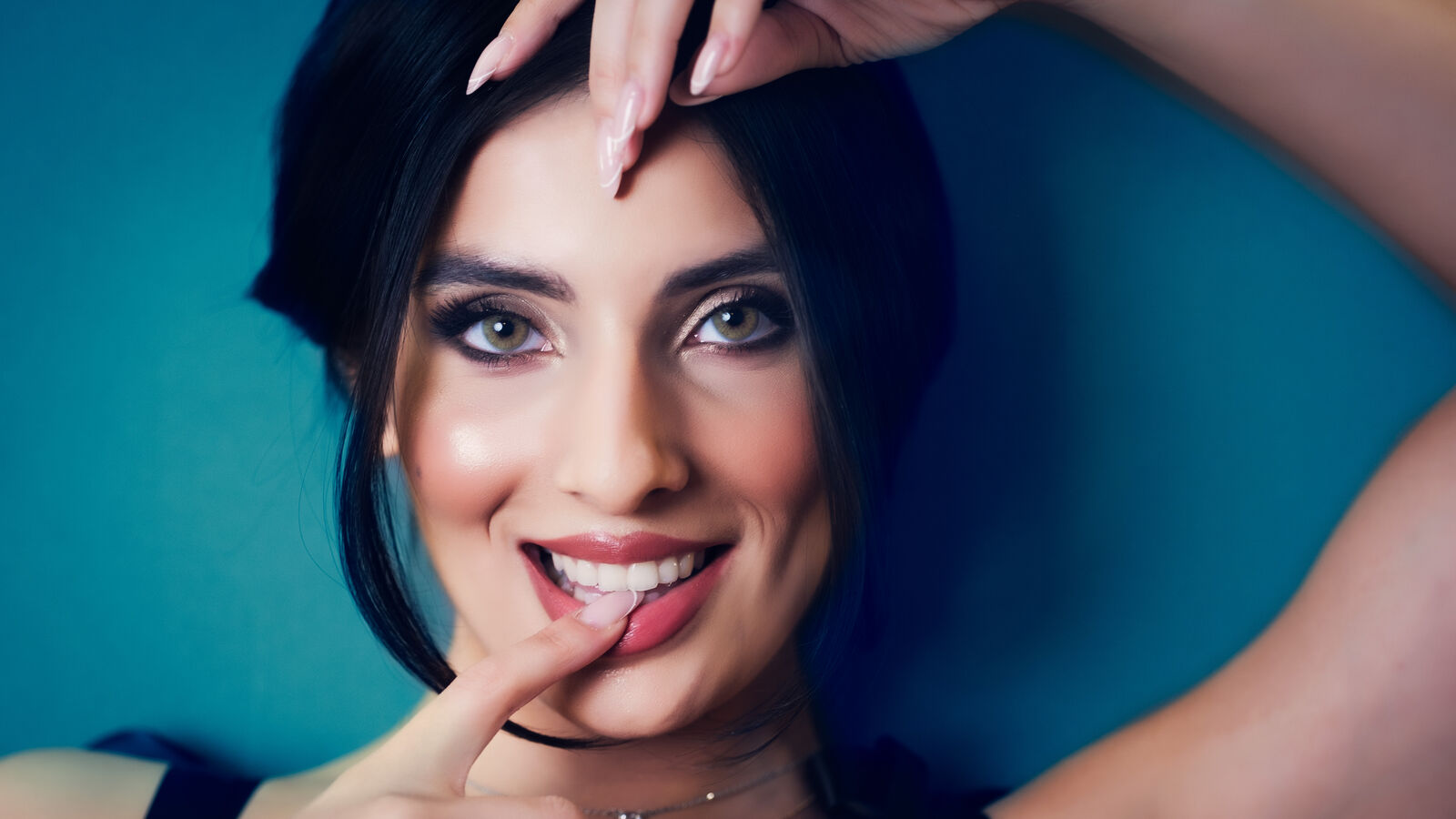 ElizaGrace erotic portrait