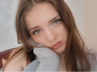 free online videochat AngieRina