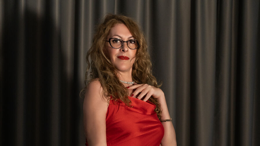 DakotaReeves's Premium Pictures and Videos