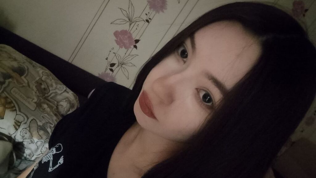 MiyaBloom Live Chat on LiveJasmin