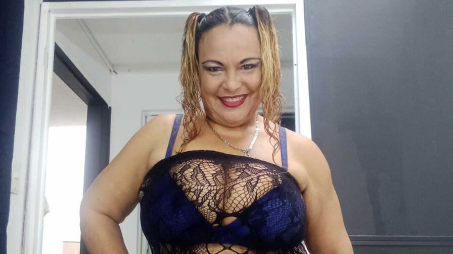 DubraskaBella's Live Nude Chat