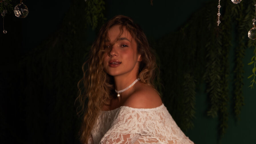 EvieLina – Female | Sexy Erotic