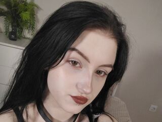 Webcam model UdeleGallamore from LiveJasmin