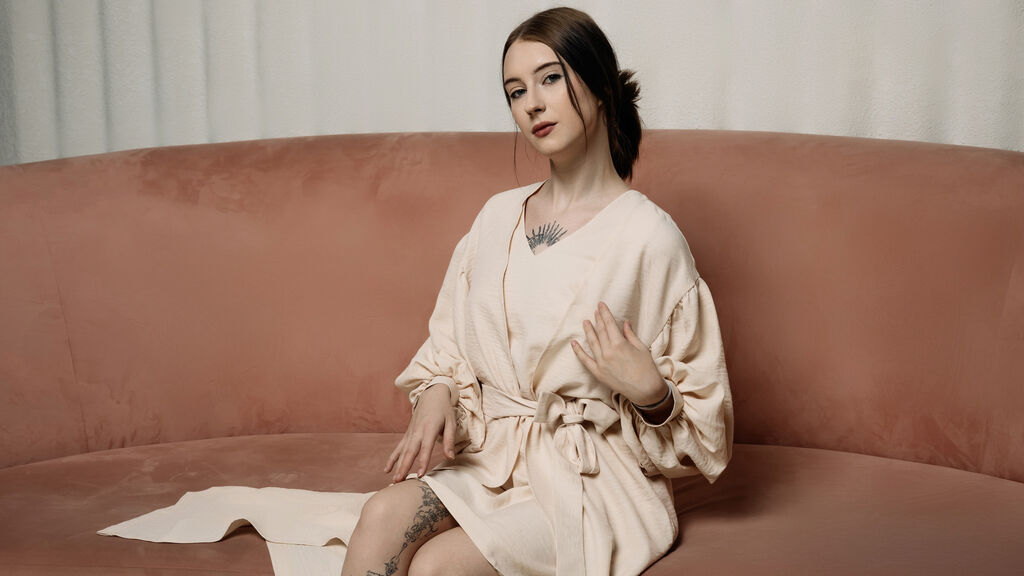 AlexiaHiggins Live Chat on LiveJasmin