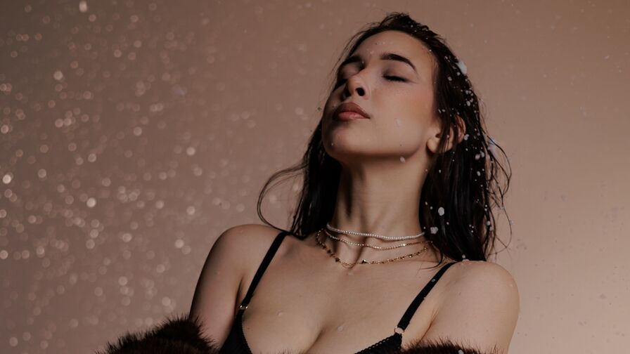 RosalindaTopacio live cam model on MistressWorld