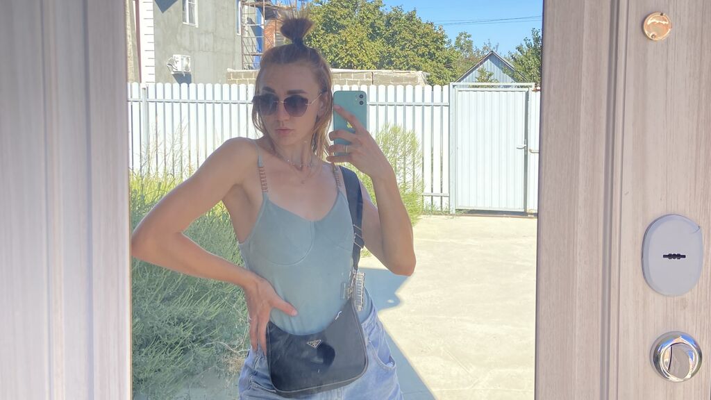 BessMehling's profile from Jasmin at GirlsOfJasmin'